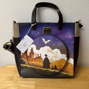 Loungefly Harry Potter Hogwarts Convertible Backpack & Tote Bag      15”x13”